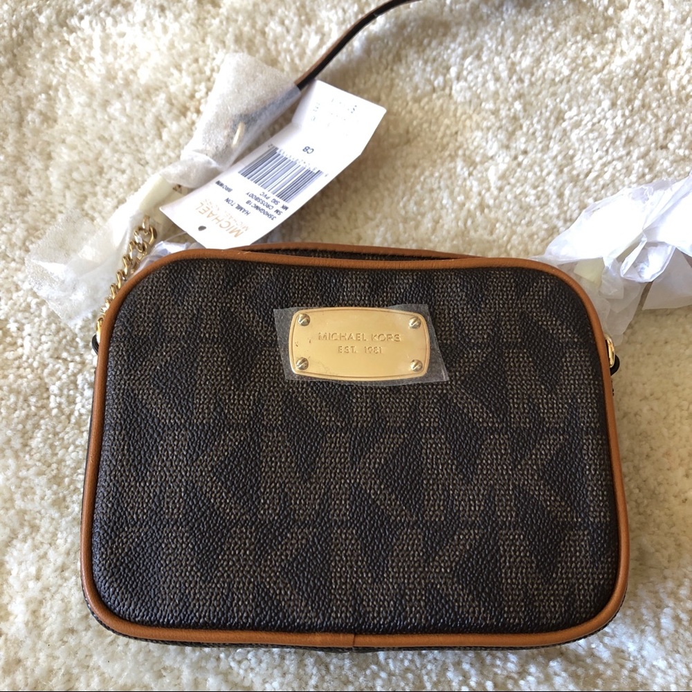 [BRAND NEW!] Michael Kors crossbody
